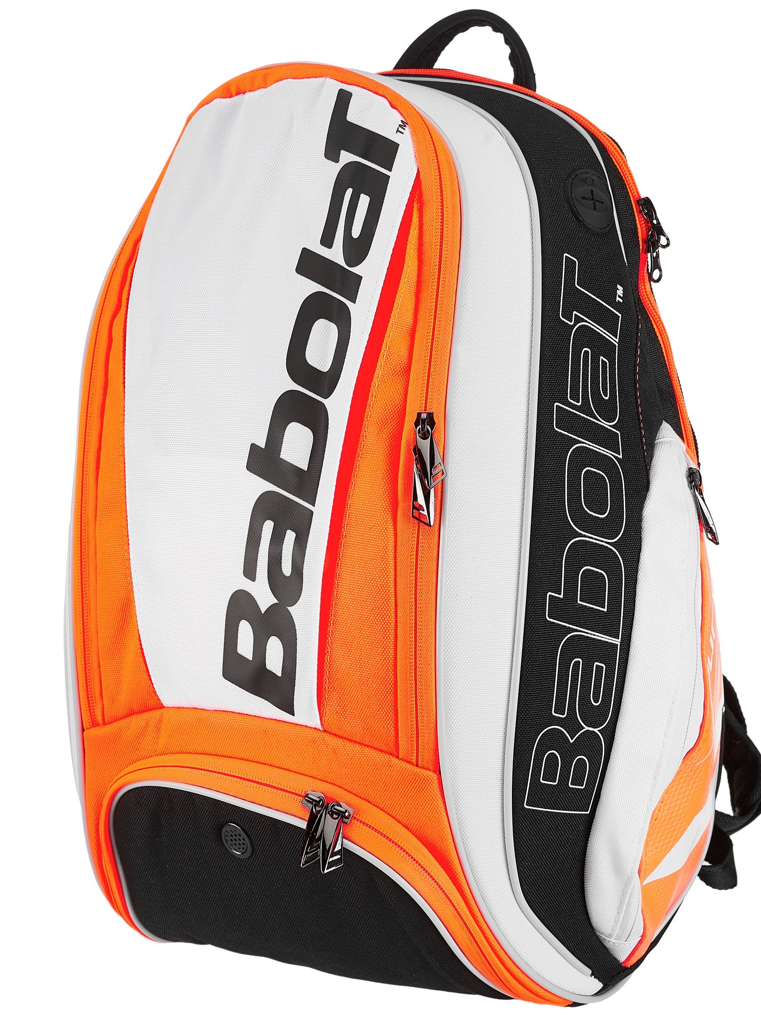 Babolat Back Pack Pure Line,
Con su diseño aerodinámico y elegante, Pure Backpack ofrece una buena cantidad de espacio para el jugador en movimiento.
Precio: $ 1,895. pesos.
(Precio aplica solo para venta online).